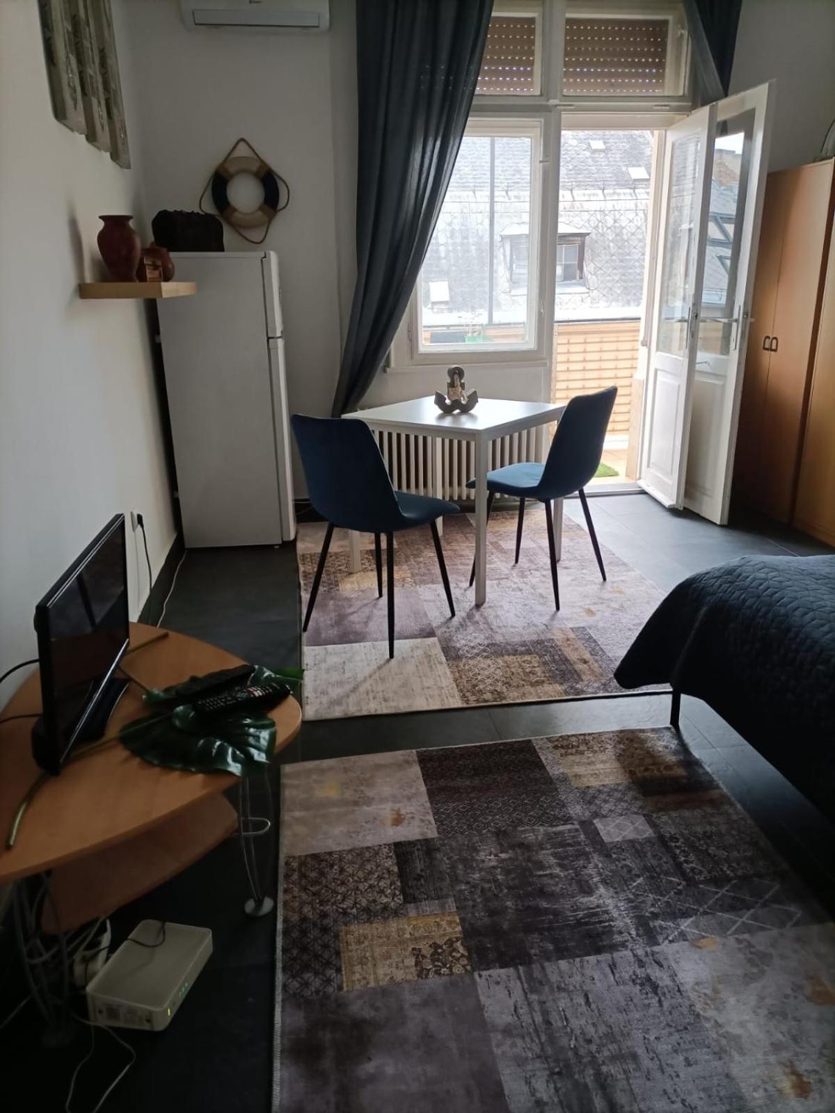 Turul Apartment Boedapest Buitenkant foto
