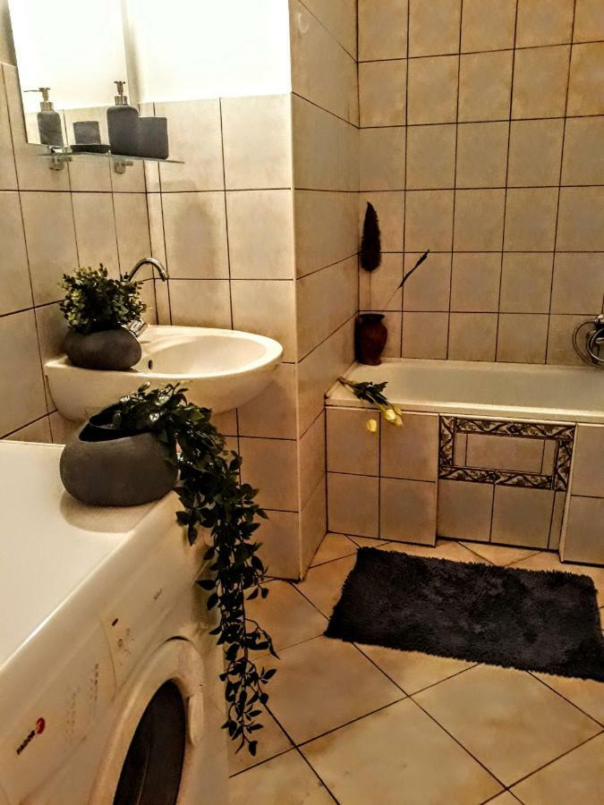 Turul Apartment Boedapest Buitenkant foto